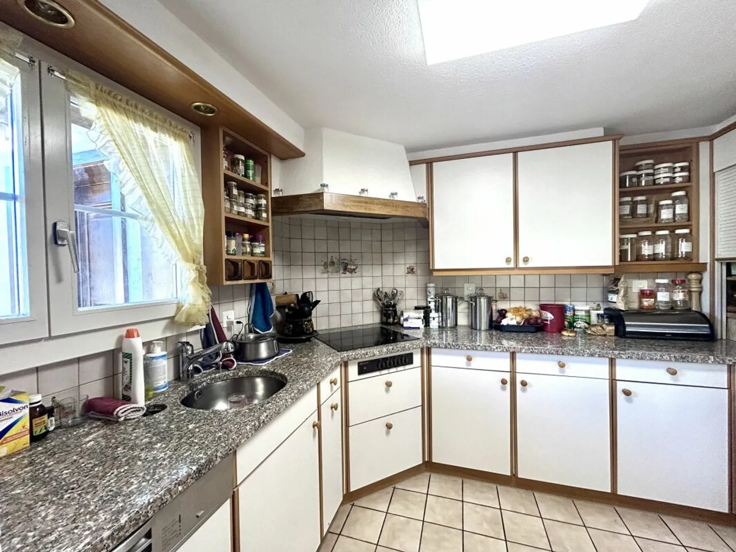 Modernized single-family house with high-quality new extension and 3 parking spaces! - Photo 13 of 13