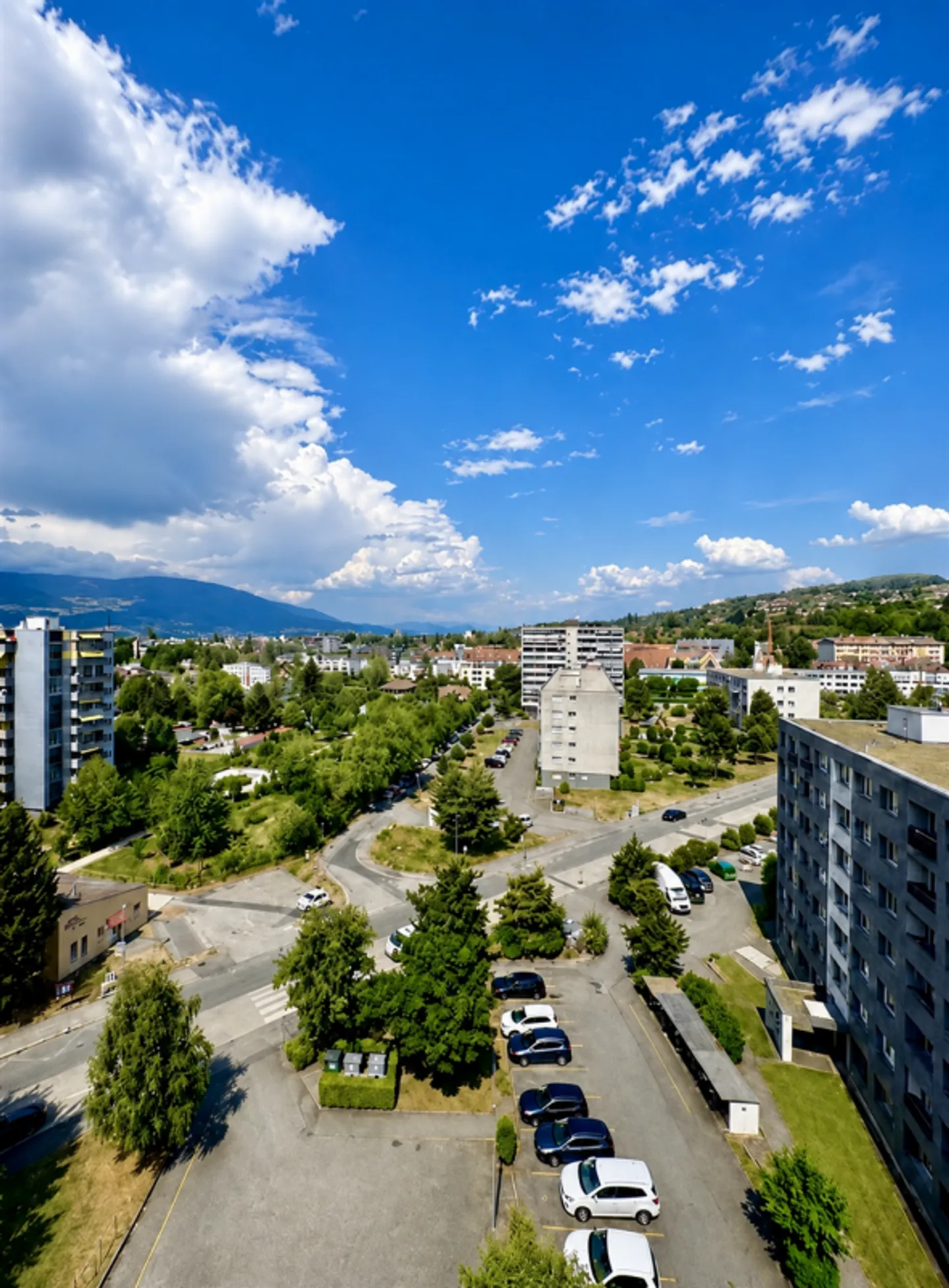 Appartement de 4.5 pièces au dernier étage - Photo 1 sur 13