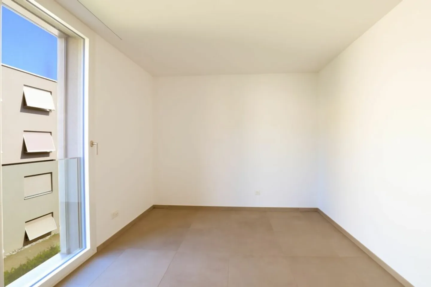 LOSONE - Wohnung zur Miete mit Parkplatz in der Garage - Foto 8 von 11