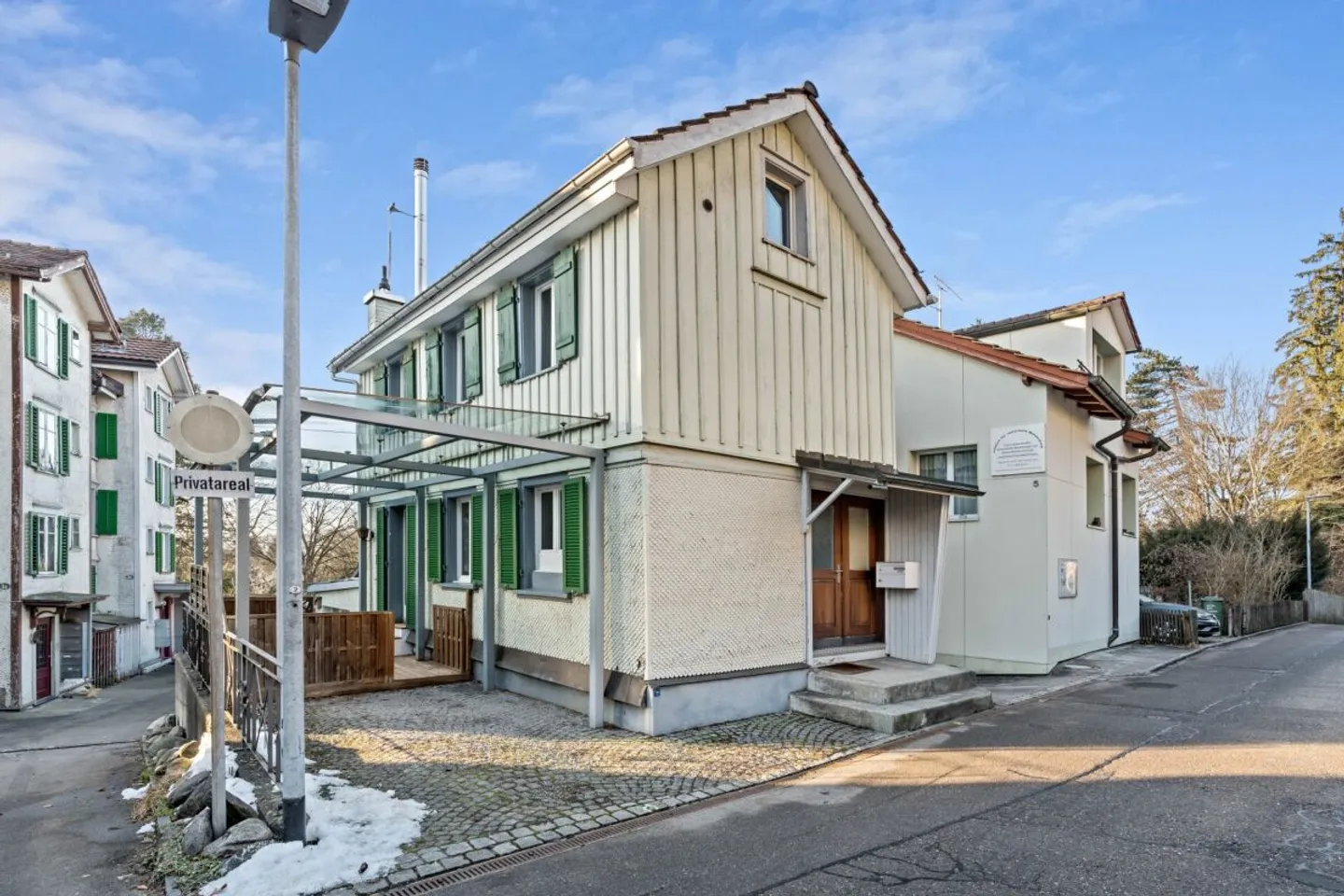 Tiny house urbano con giardino. Vivere in modo compatto a San Gallo - Foto 1 di 13