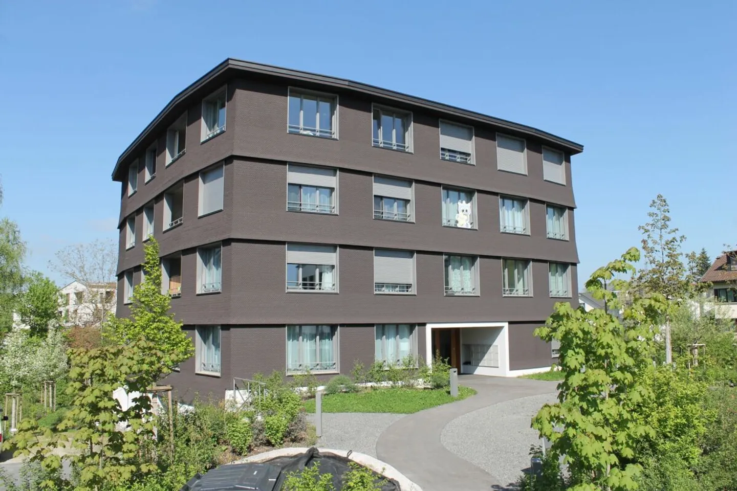 Modernes Wohnen im Zentrum von Inwil - Foto 1 di 11