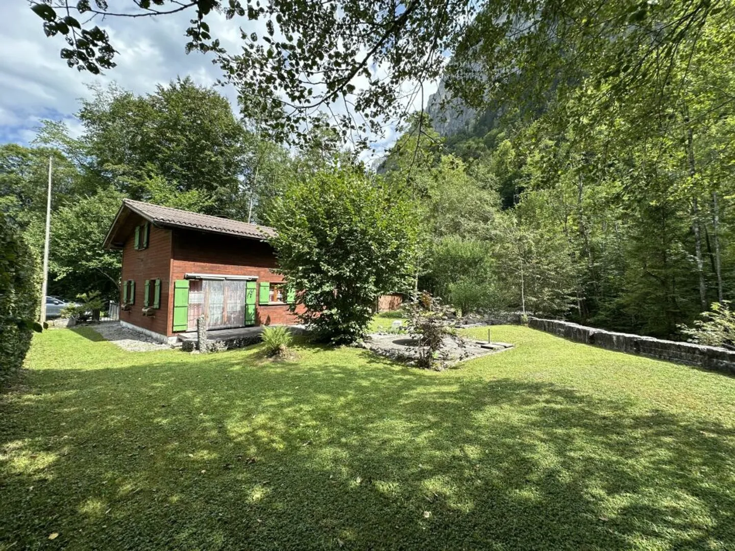 Ferienhaus im Klöntal - Photo 1 of 11