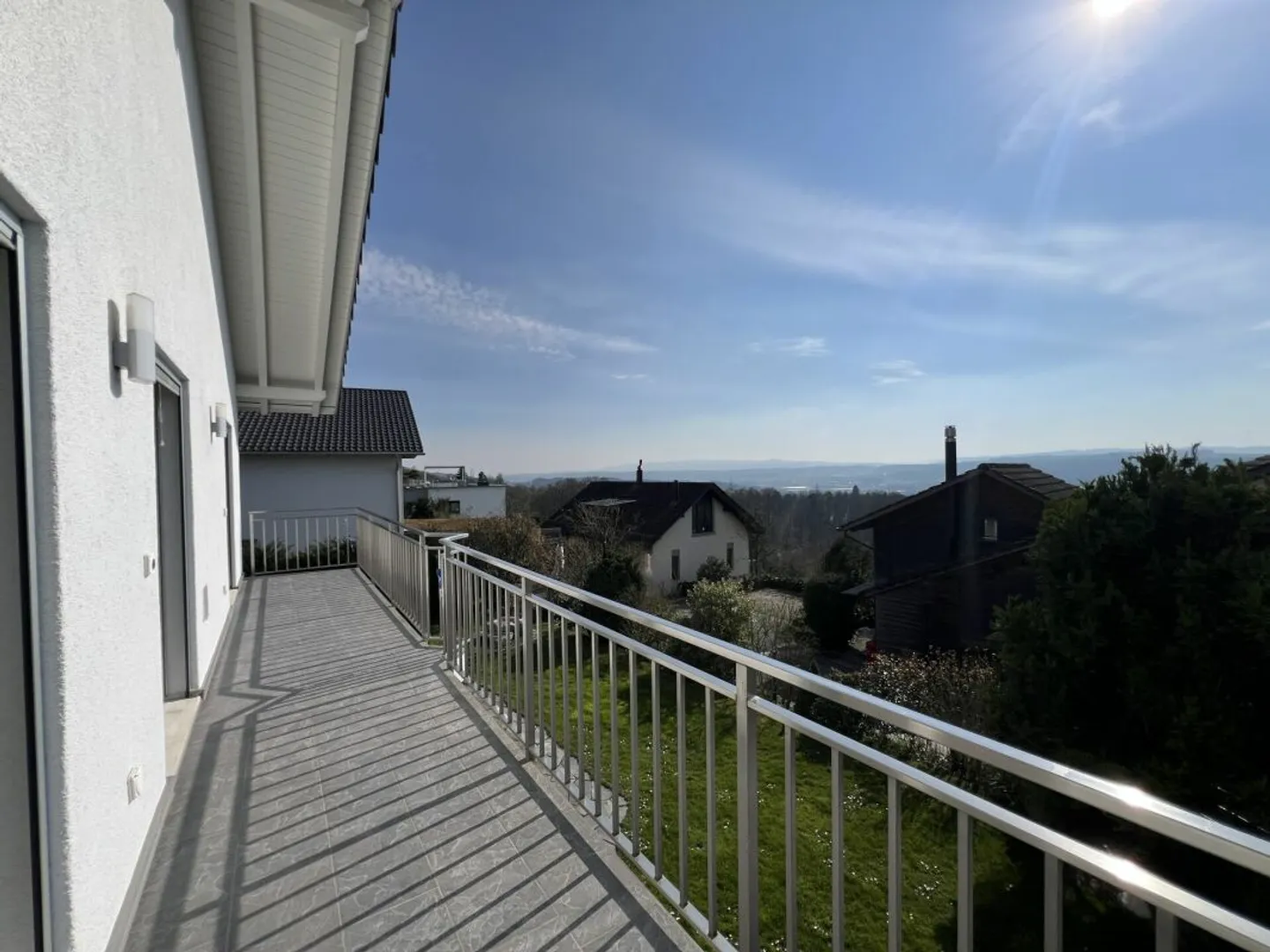 Charmantes Familienhaus mit Garten - Foto 9 von 13