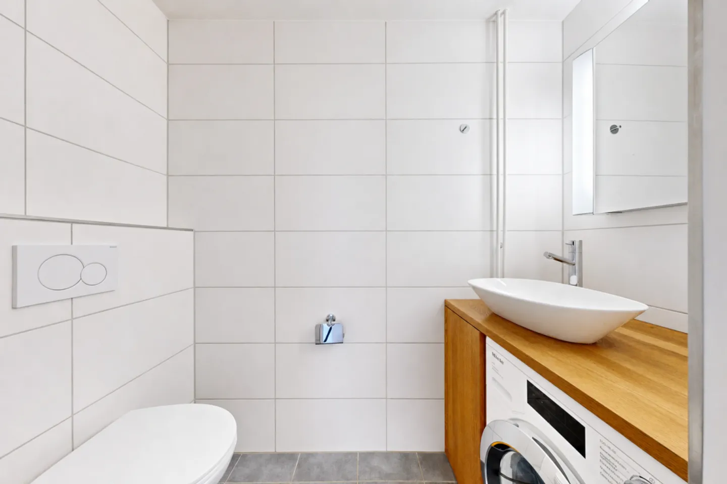 gepflegte 4.5-ZWG mit Balkon, Keller, Estrich, Waschmaschine und Parkplatz - Photo 10 of 13