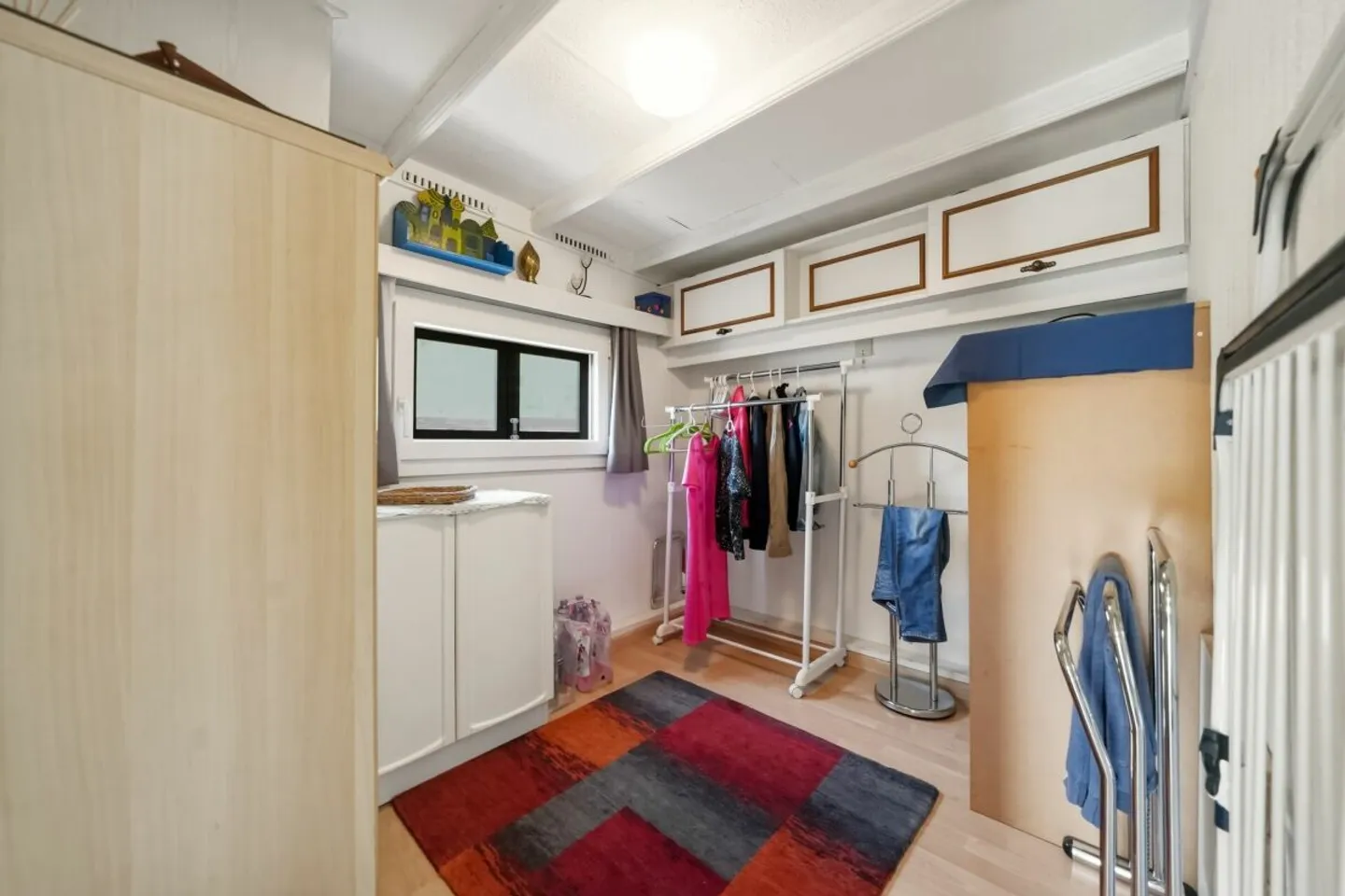 Well-maintained mobile home with 549 m² of land, a total of 5 plots with great development potential - Photo 10 of 13