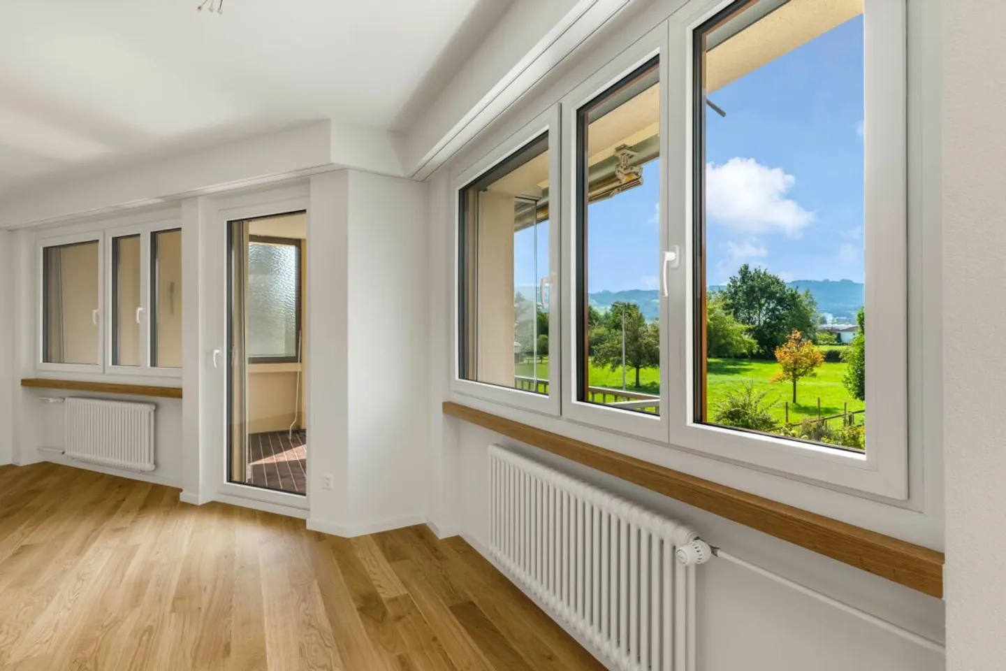 Moderne 2.5-Zimmer-Wohnung in Horn - Foto 1 von 12