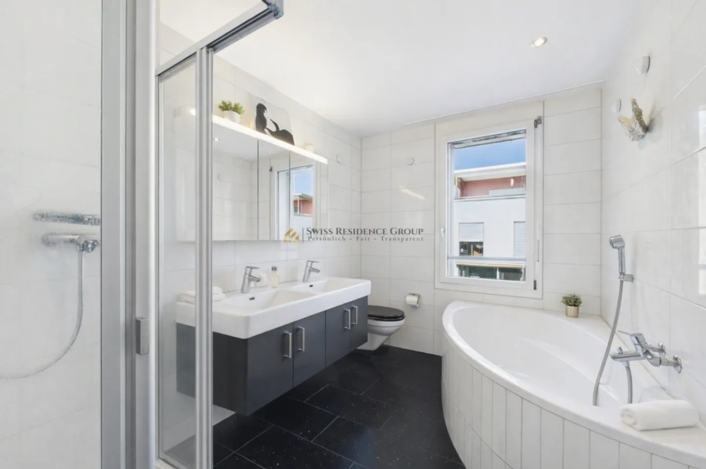 Charmantes Familienhaus mit See-Blick - Foto 10 von 13