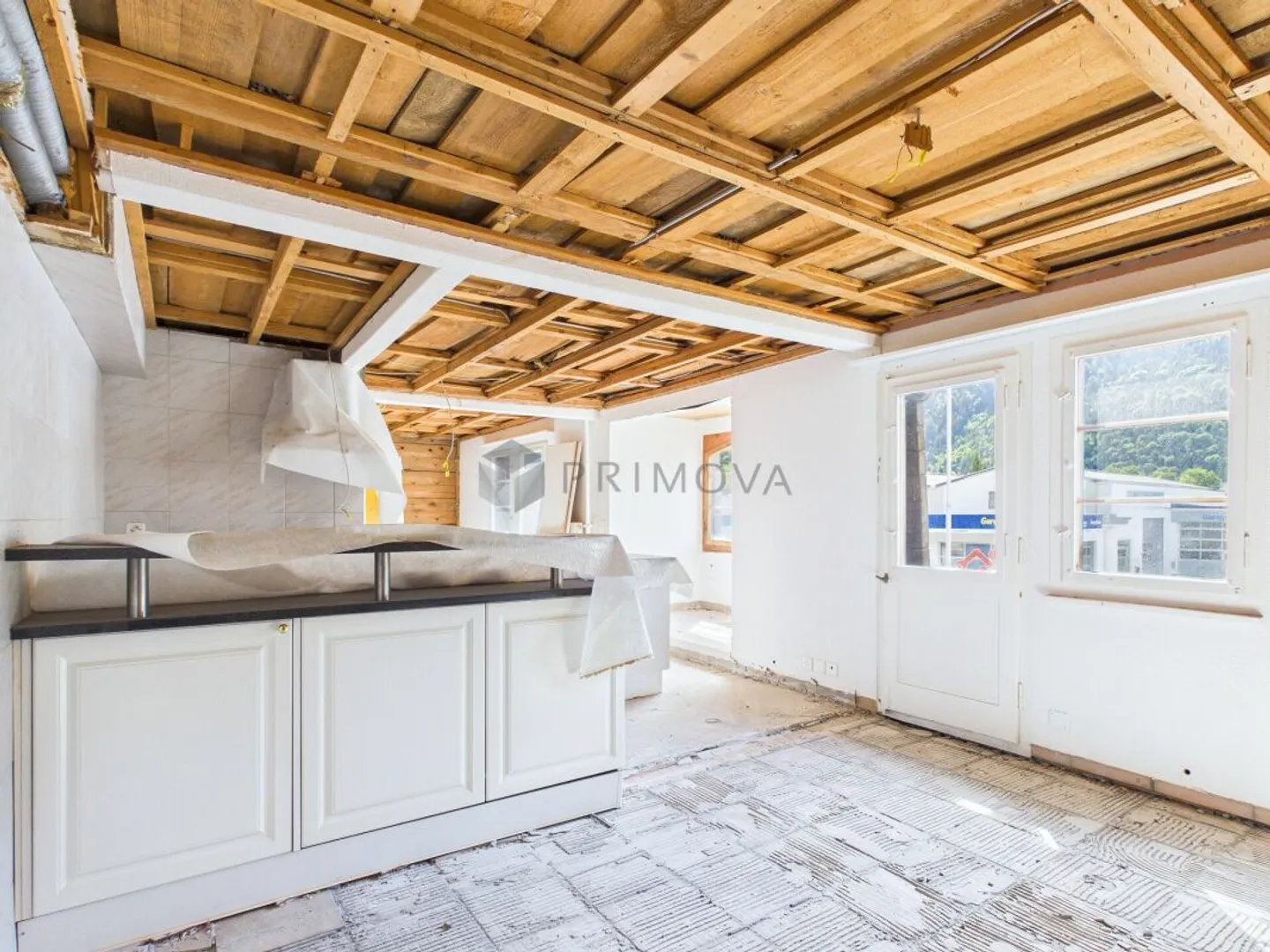 Traditionsreiches Chalet mit Gastronomie &amp; zwei Wohneinheiten auf weitläufigem Grund - Foto 5 von 12
