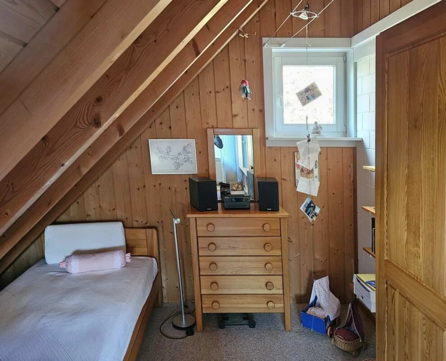 Maison individuelle spacieuse et bien entretenue de 8,5 pièces à vendre à la périphérie sud du vieux centre du village d'Elgg - Photo 13 sur 13