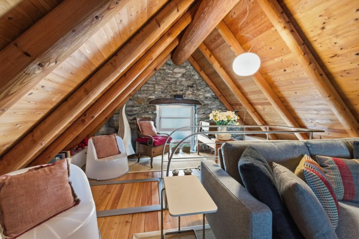 Rustico en pierre de style loft, récemment rénové au cœur de la Verzasca - Photo 6 sur 9
