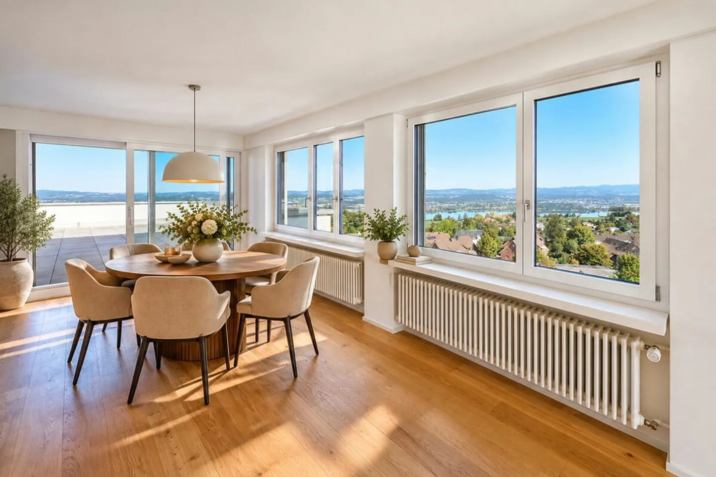 5.5 Room Penthouse Apartment with Large Terrace and Fantastic Panoramic View - Photo 3 of 12