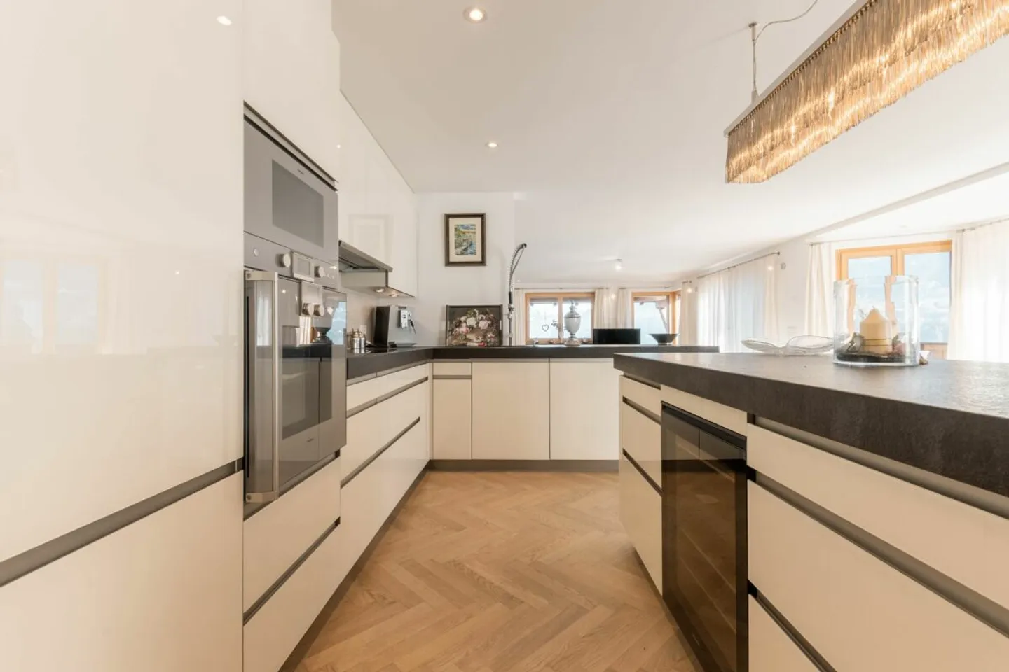 Beautiful 4.5-room apartment with boat space and lake view, Chalet Brienzersee - Photo 8 of 13