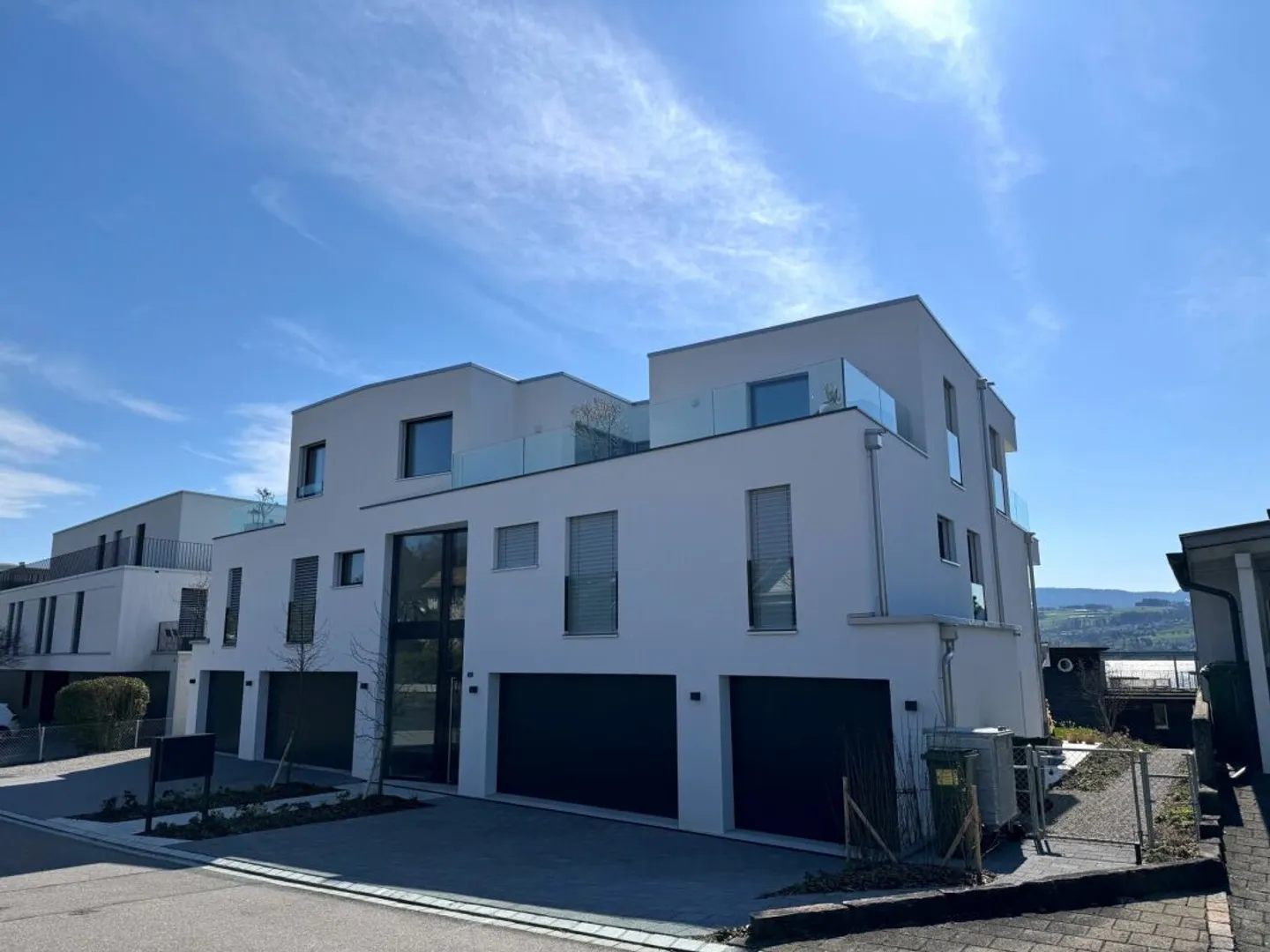 Appartamento spazioso con vista sul lago e sulle montagne (nuova costruzione) - Foto 3 di 9