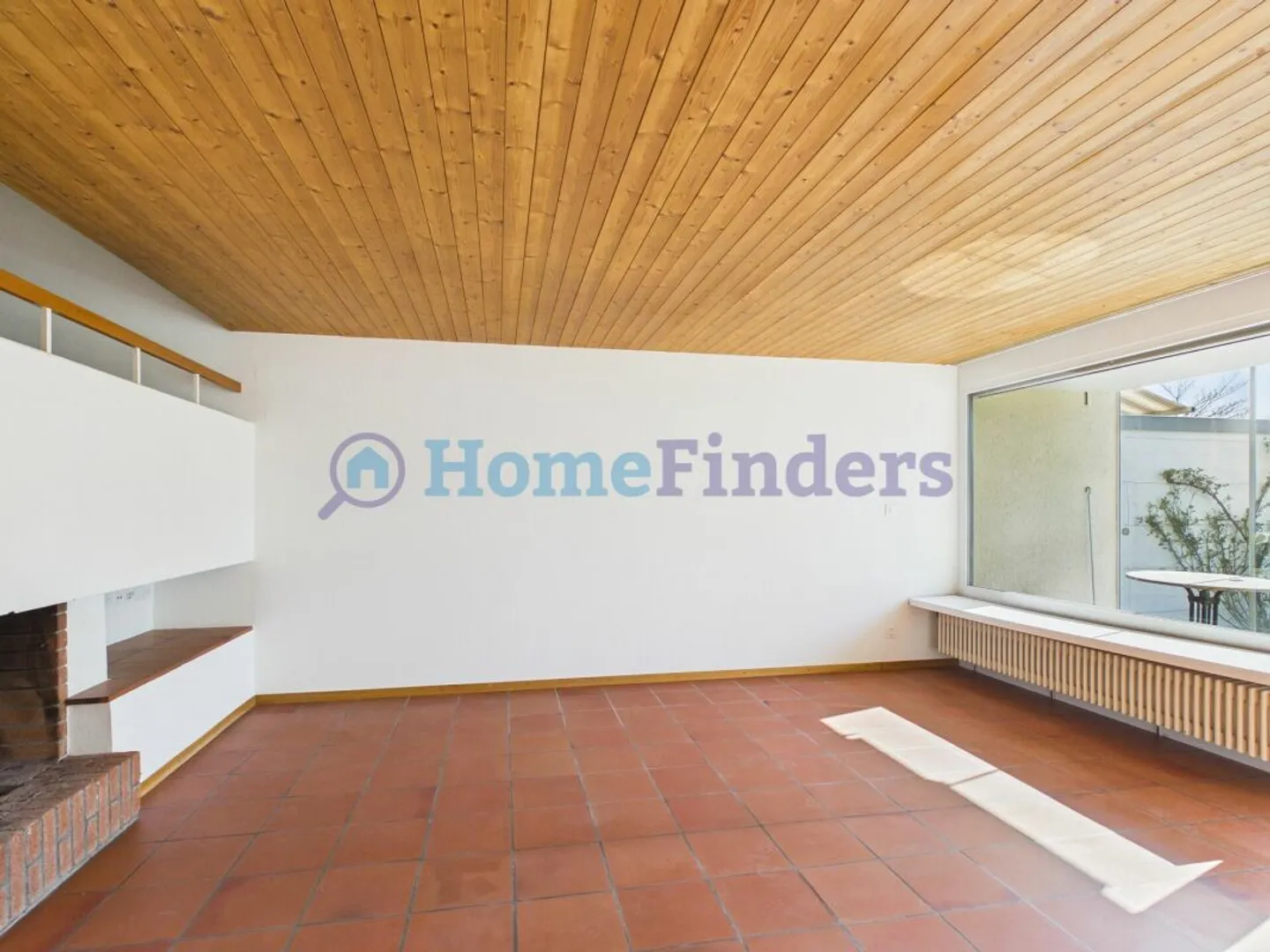 Charming House with Garden & Mountain View - Photo 7 of 12