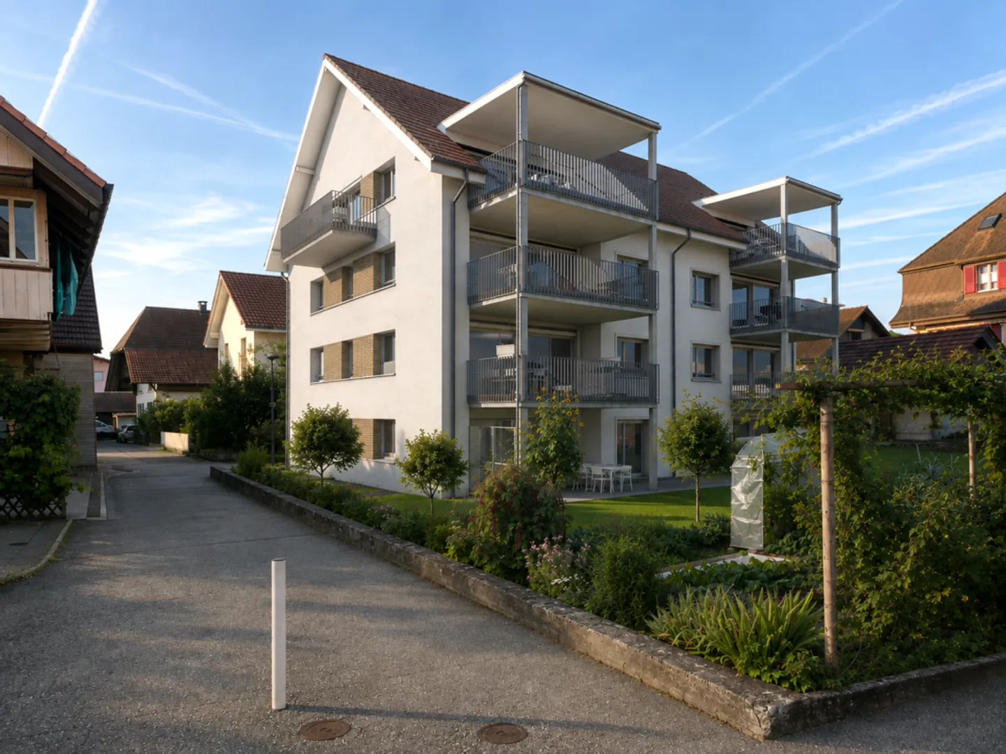 Three modern new-build condominiums in Burgdorf - Photo 3 of 7