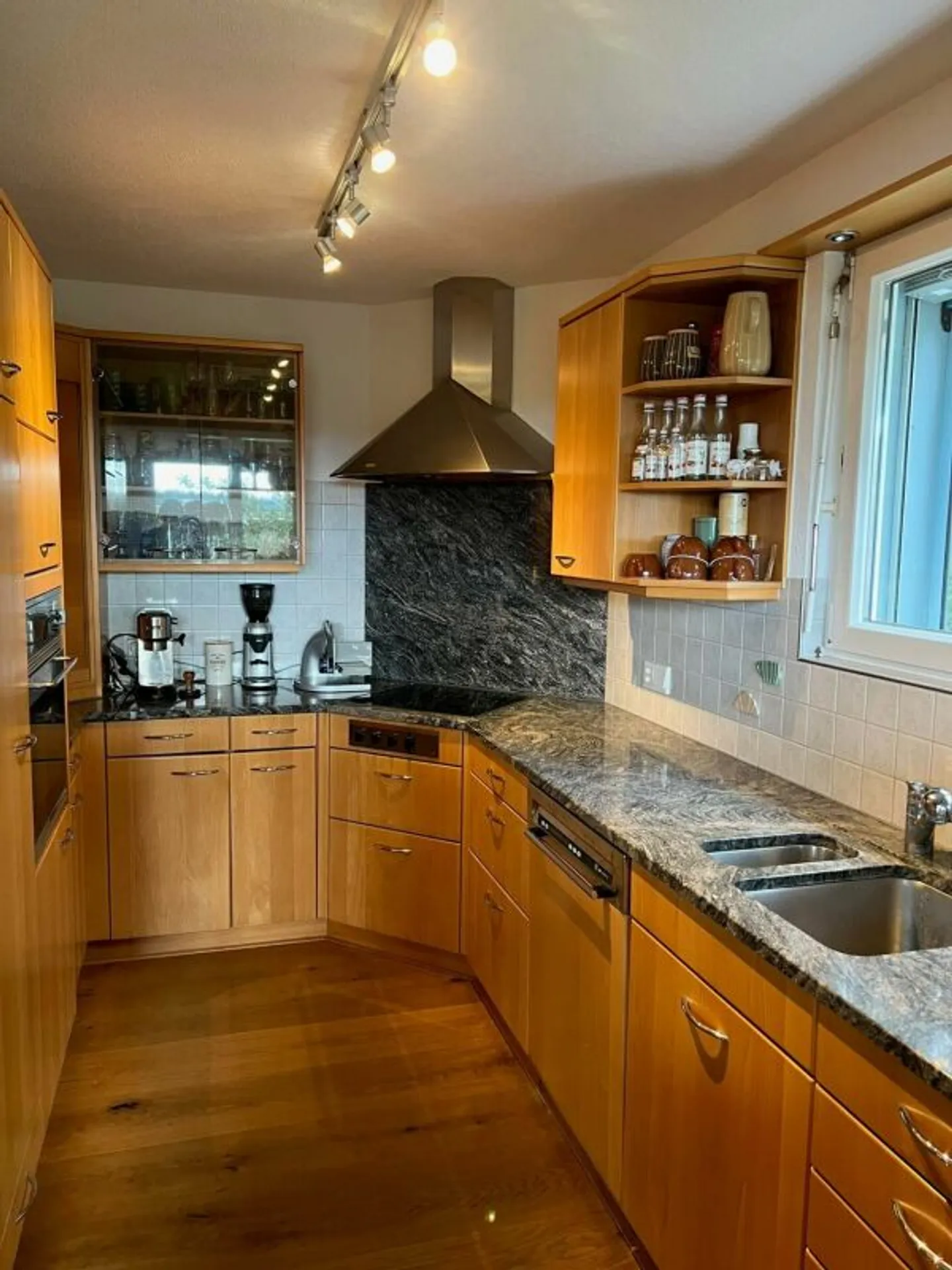 Maison individuelle de 6,5 pièces originale dans un emplacement de rêve - Photo 8 sur 13