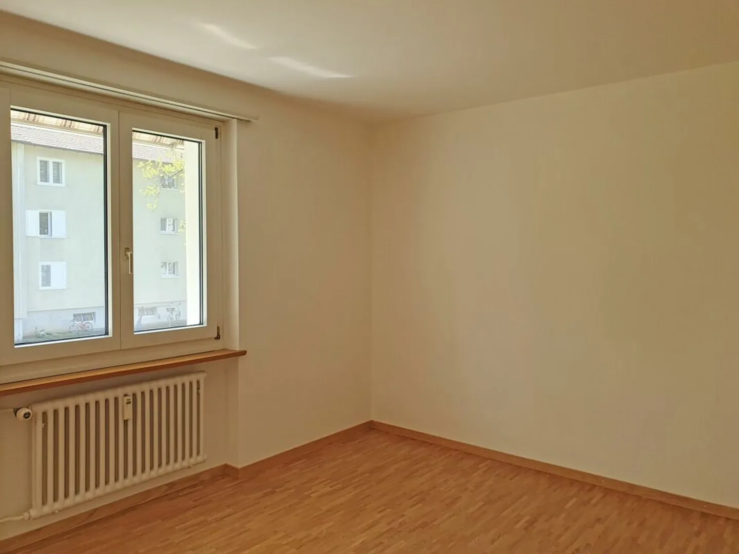 Appartement rénové et lumineux avec balcon bien ensoleillé - Photo 9 sur 13