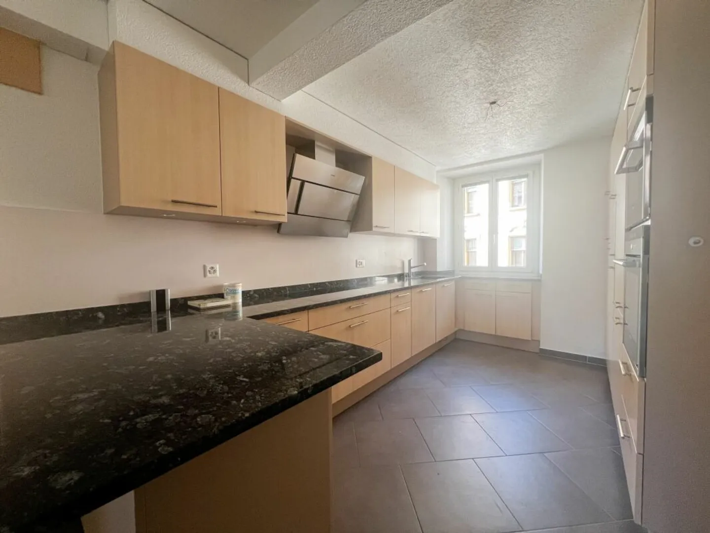 Gelegenheit! Wunderschönes Duplex mit 5,5 Zimmern in La Chaux-de-Fonds - Foto 4 von 13