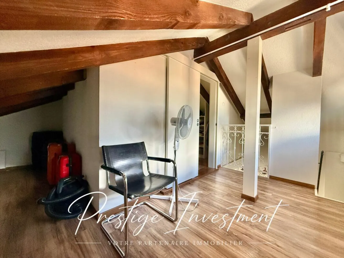 RENOVIERTE SCHEUNE MIT 3,5 ZIMMERN - VEYRAS - Foto 10 von 13
