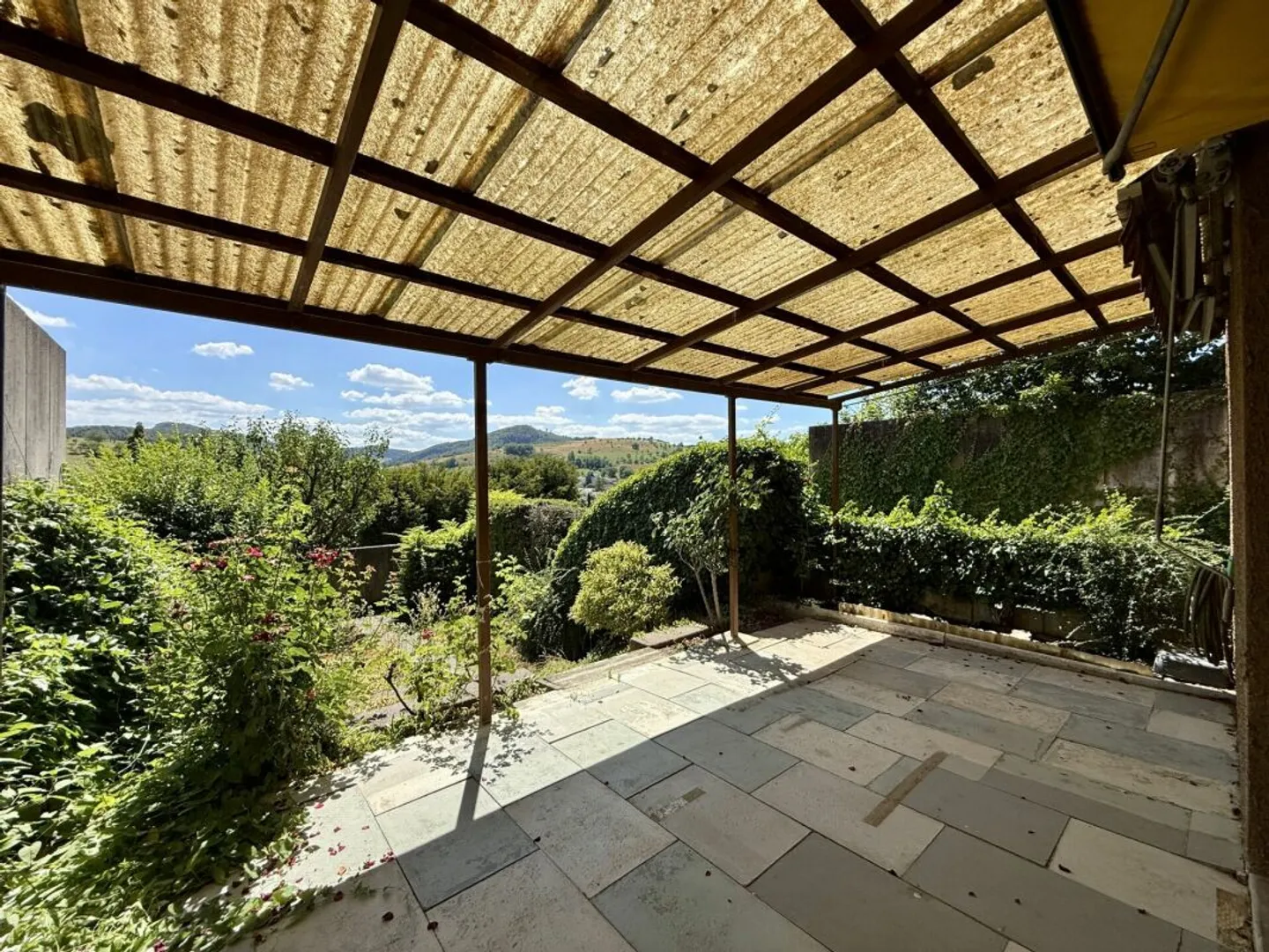 Vue de rêve et grand potentiel : Maison de ville à Magden - Photo 12 sur 13