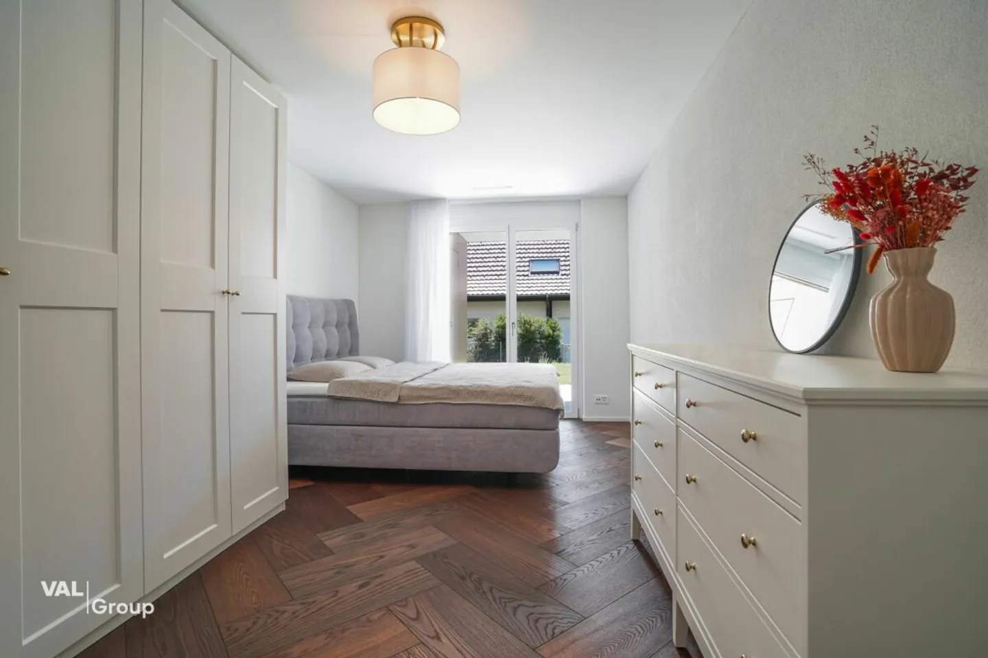 High-quality 5.5-room garden apartment with generous outdoor space in Winkel ZH - Photo 5 of 13