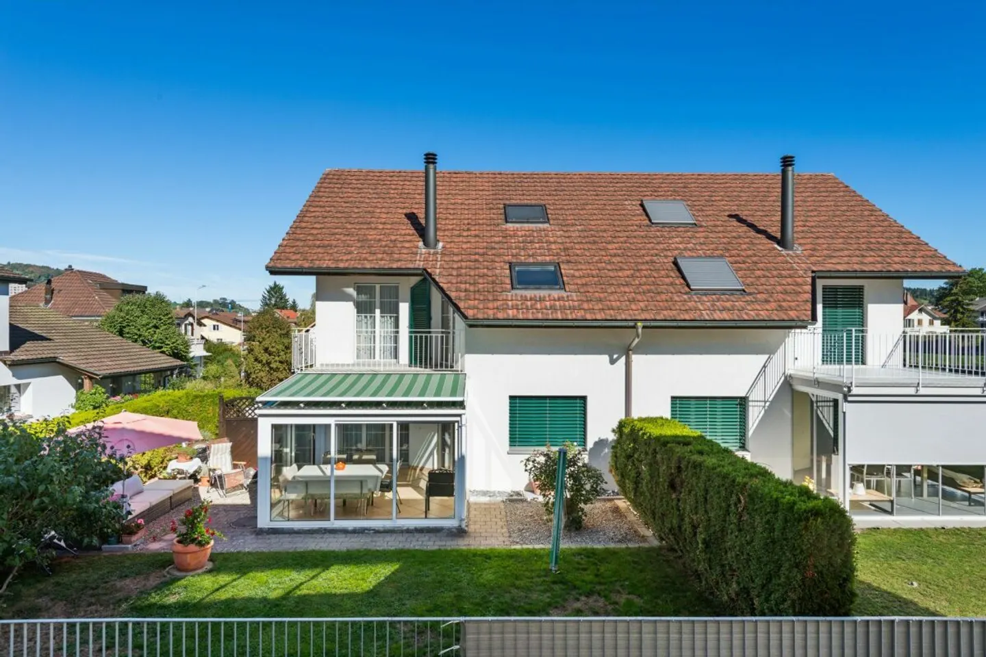 Geräumiges Doppel-EFH - Foto 1 von 13