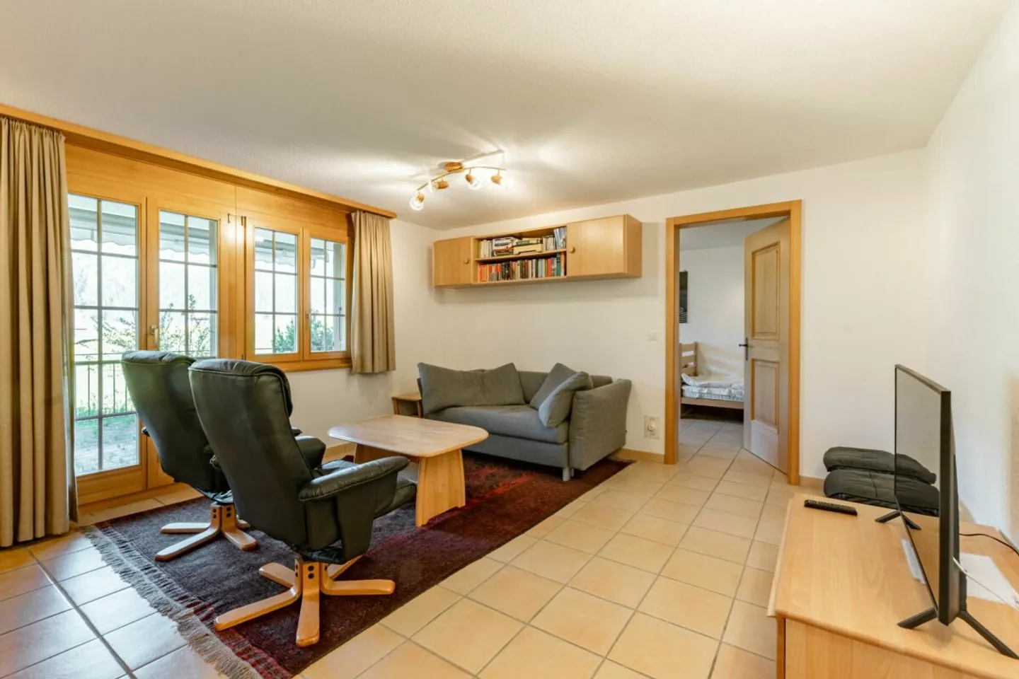 Living with a View - Exclusive 4.5-Room Apartment in Chalet Nagano - Photo 8 of 13