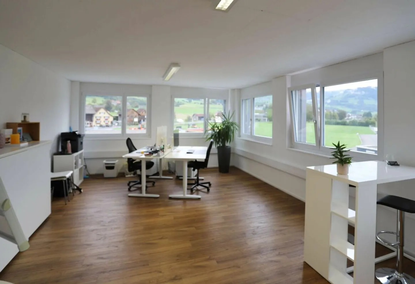 Diventa parte di una simpatica comunità d'ufficio! - Foto 1 di 5