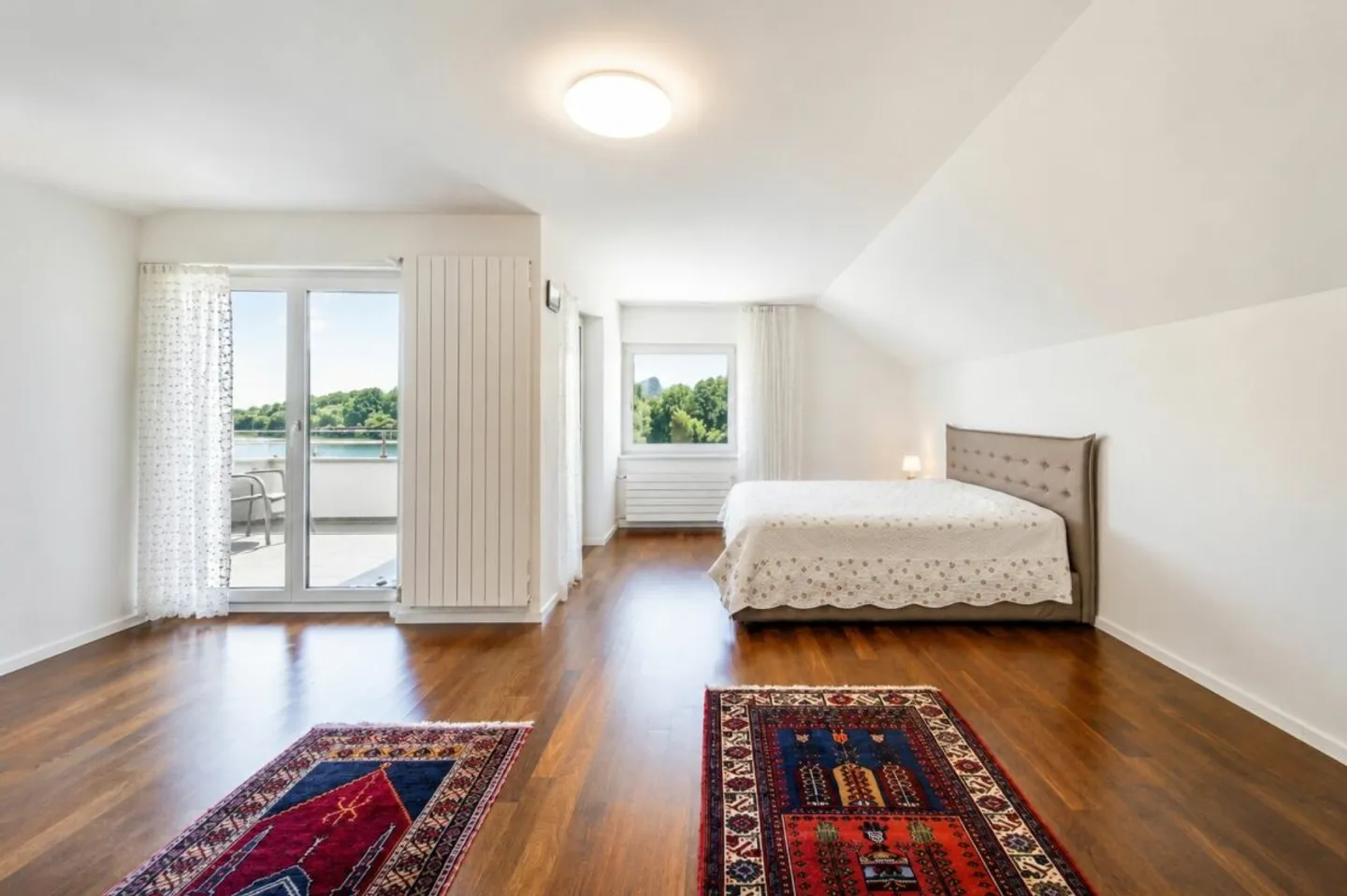 Luxuriöses Einfamilienhaus am Rhein - Foto 12 von 13