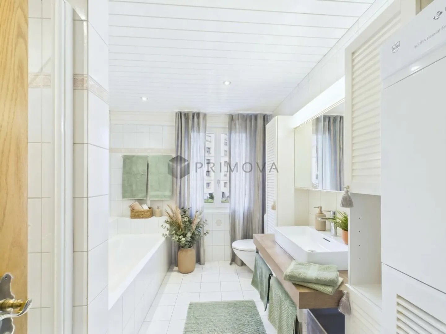 This inviting and well-located condominium could be yours tomorrow! - Photo 10 of 13