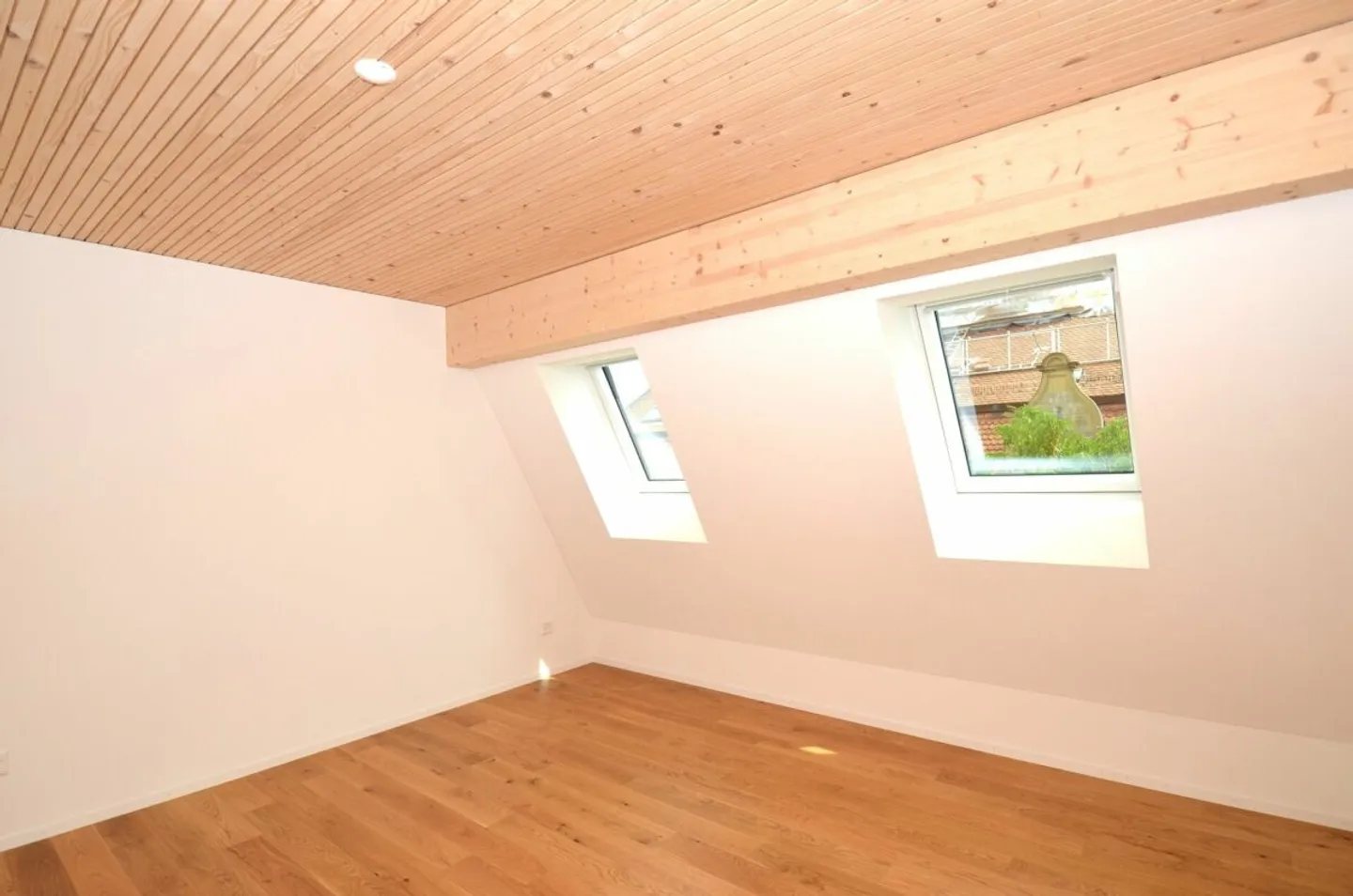Über den Dächern Frauenfelds! - Traumhafte Dachwohnung - Foto 9 di 11