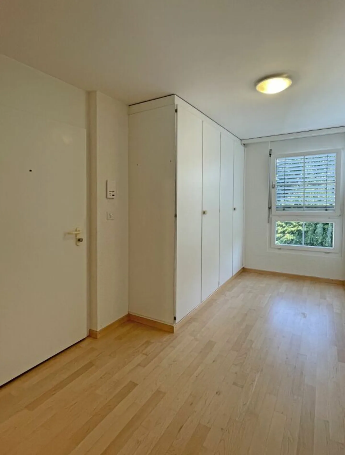 Spacious living in a sunny, quiet location - ideal for the family - Photo 3 of 13