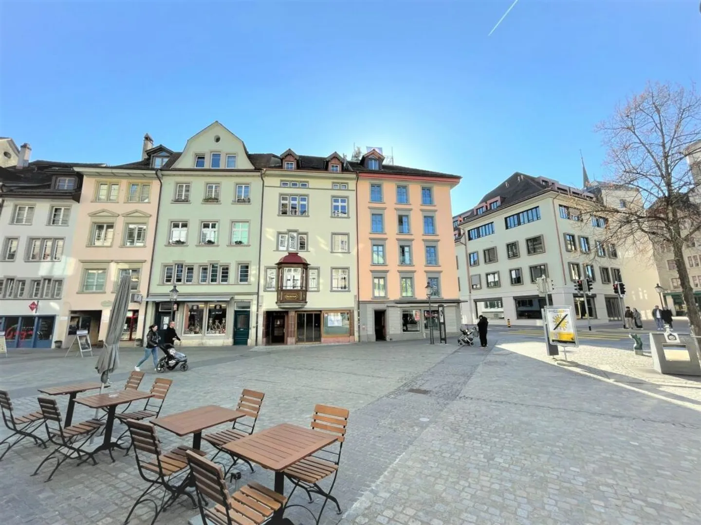 Moderne Duplex-Wohnung mit Terrasse - Foto 2 von 13