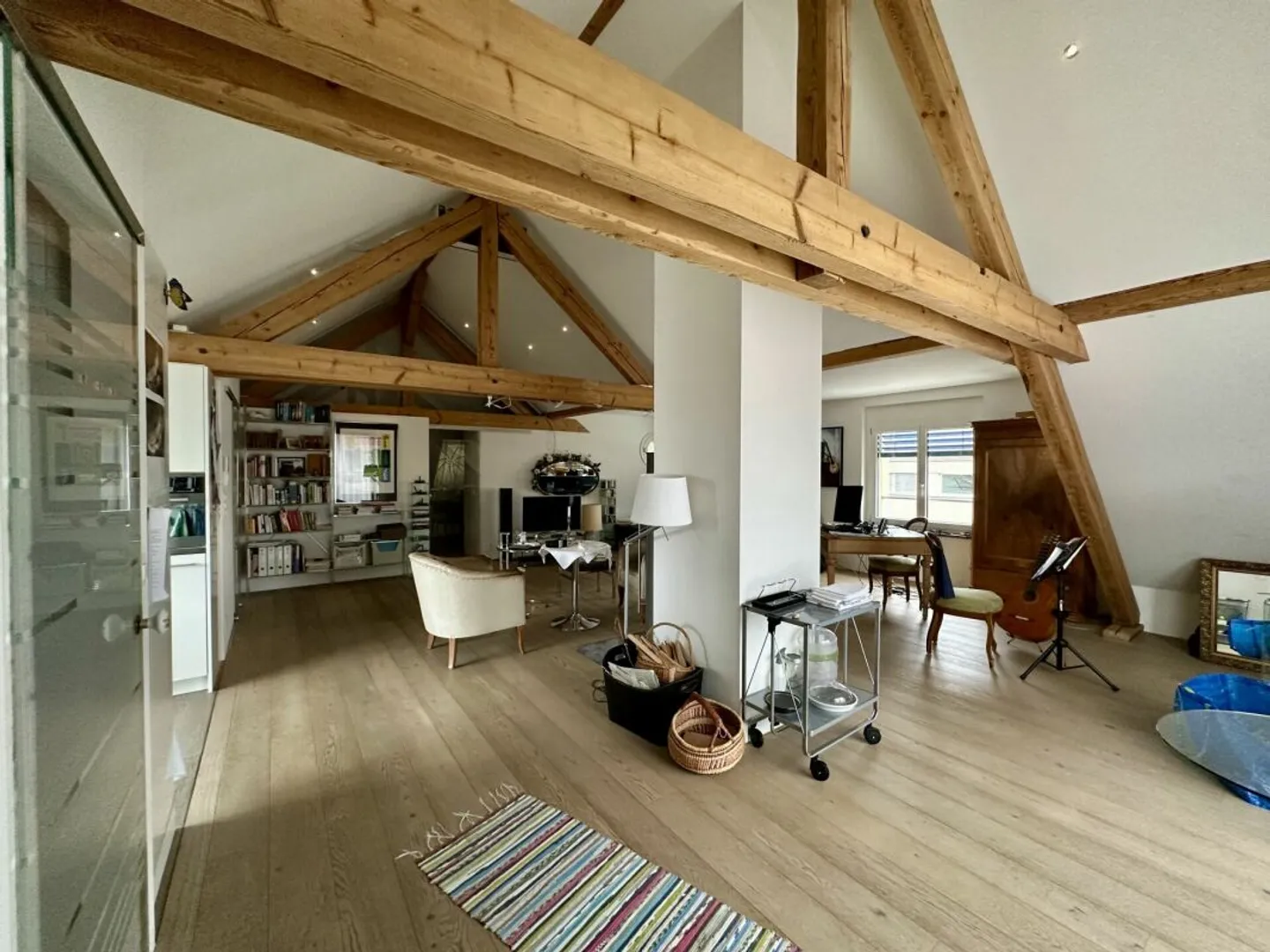 Multi-family house with commercial share and PV system in the core zone - Photo 4 of 13