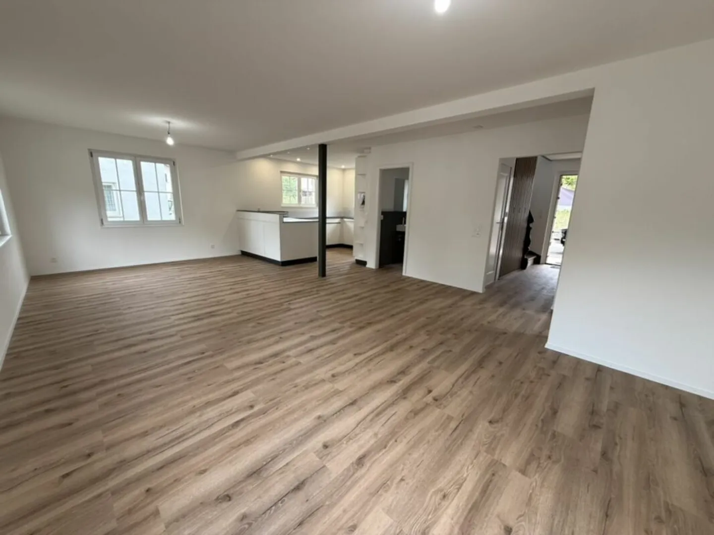 Einziehen statt renovieren - komplett kernsaniertes Einfamilienhaus in Mümliswil - Foto 6 von 13