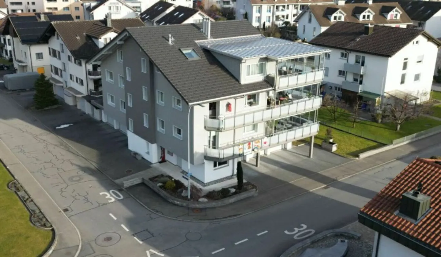 Appartement spacieux à Buochs - Photo 1 sur 11