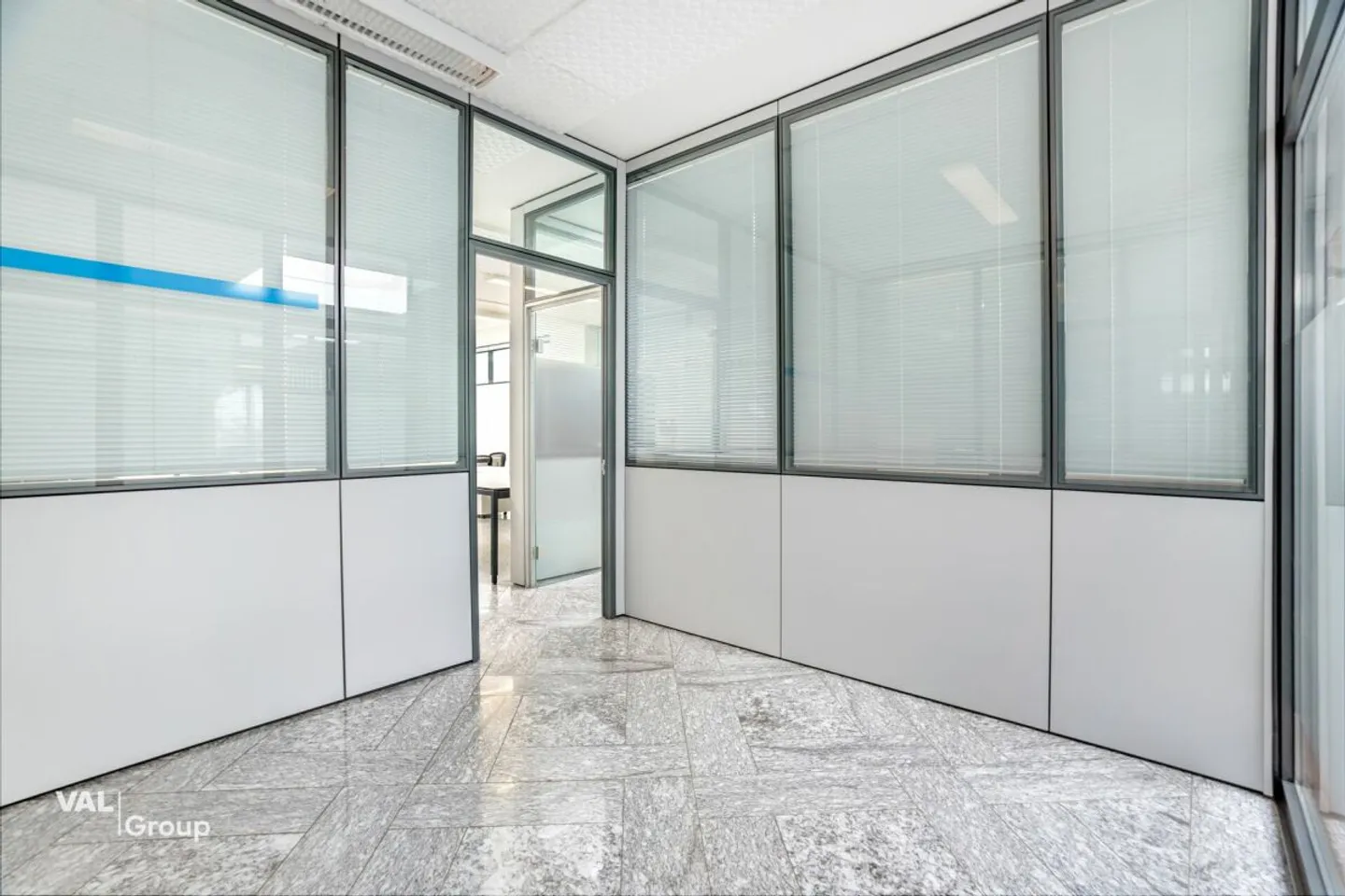 Spazio ufficio moderno a Eyholz - facilmente accessibile e idealmente situato - Foto 1 di 12