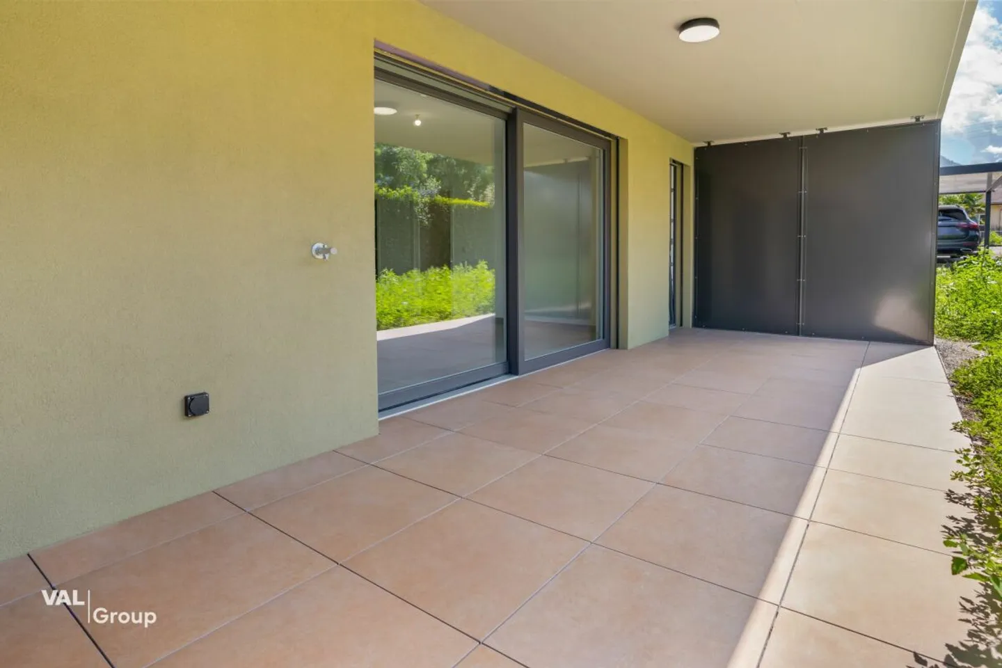 Rare - superbe 2.5 pièces avec terrasse et jardin privatif - Foto 9 di 10
