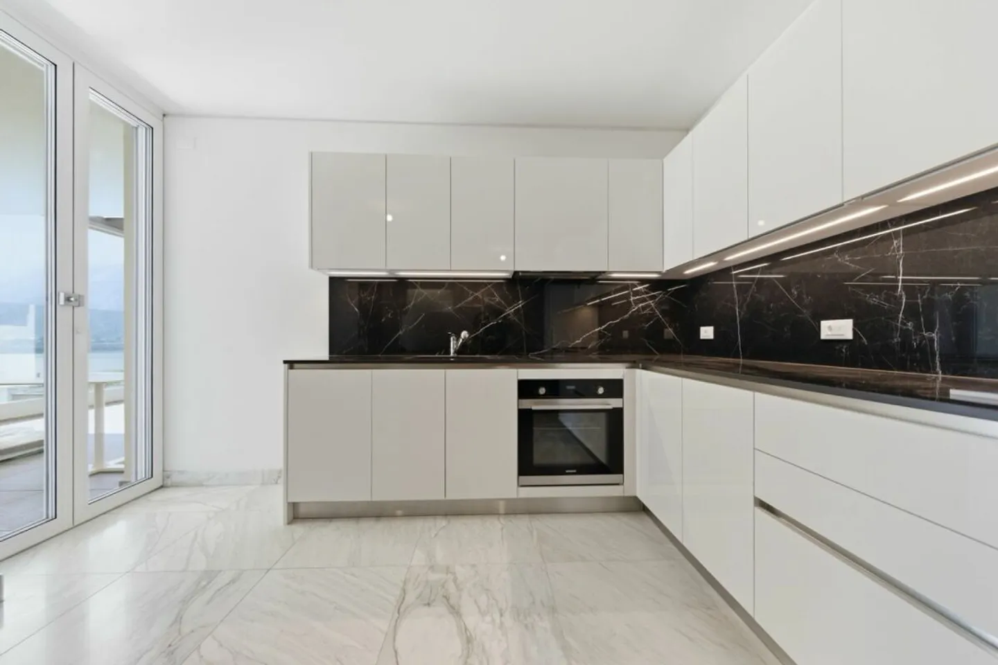 Residenza Ceresio 52: pied-à-terre mit Seeblick - Foto 3 von 6