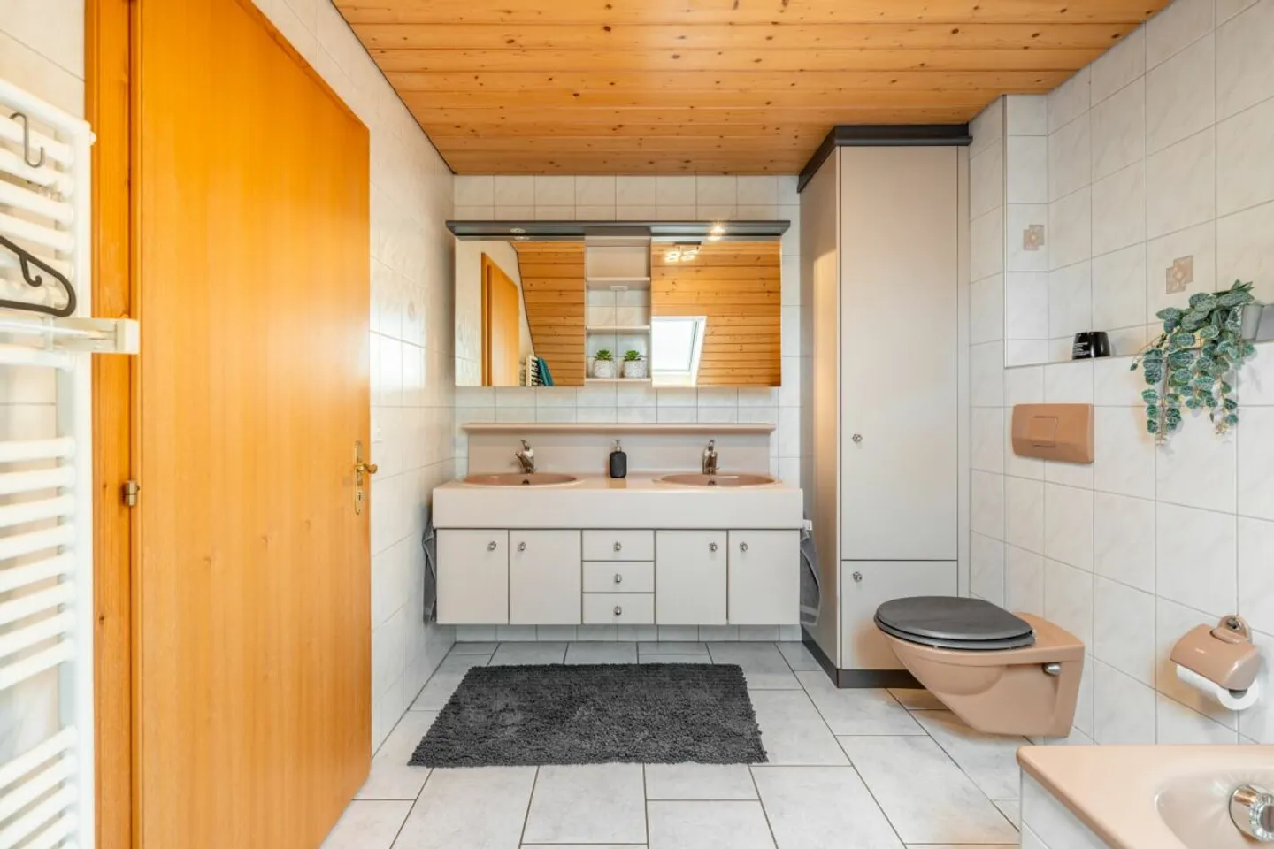 Maison rénovée avec réserve foncière - Photo 12 sur 13
