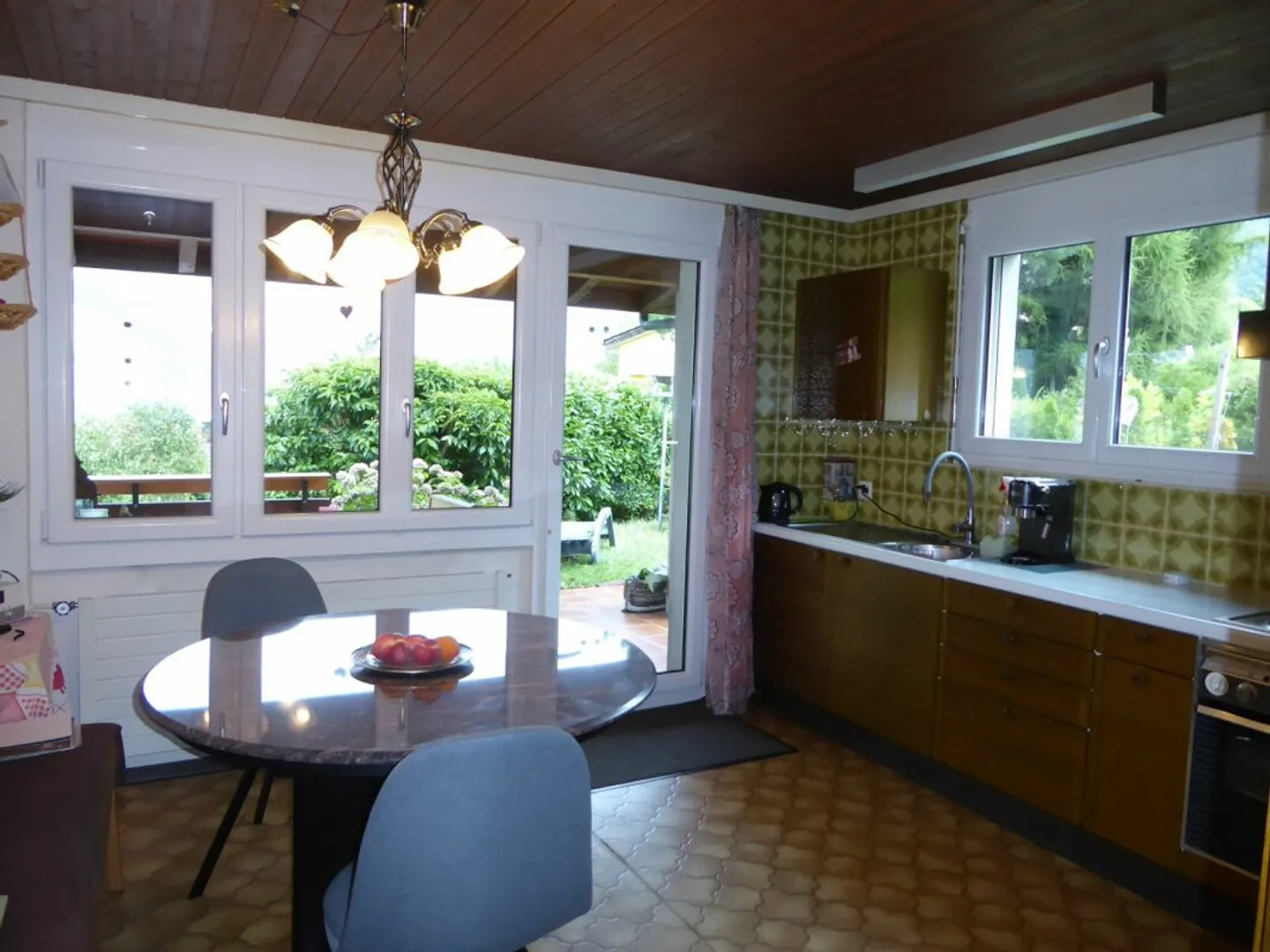 Maison individuelle 4 1/2 pièces avec vue attrayante sur le lac - Photo 12 sur 13