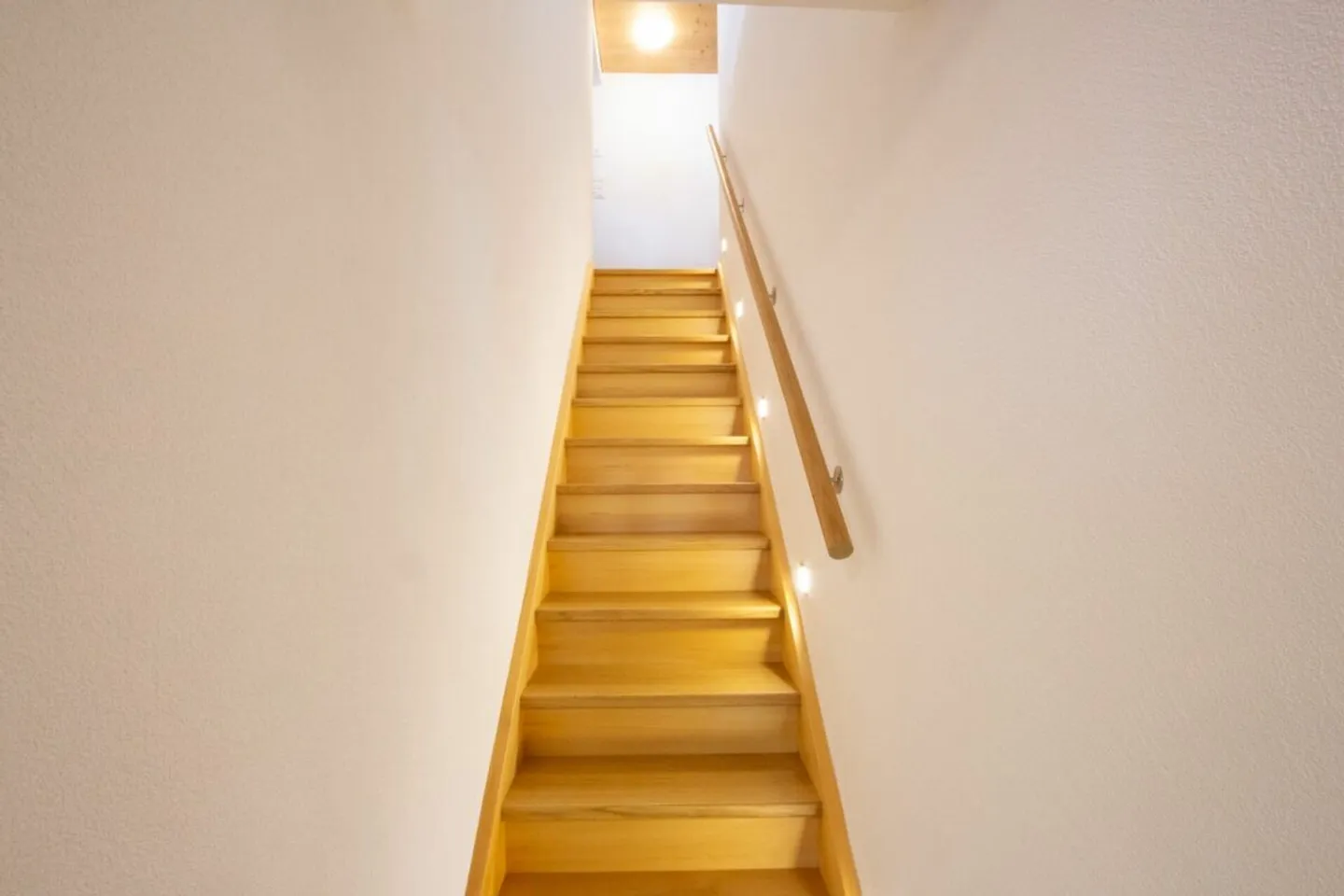 Grosszügige 3.5 Zimmerwohnung mit schönem Sitzplatz - Photo 7 sur 12