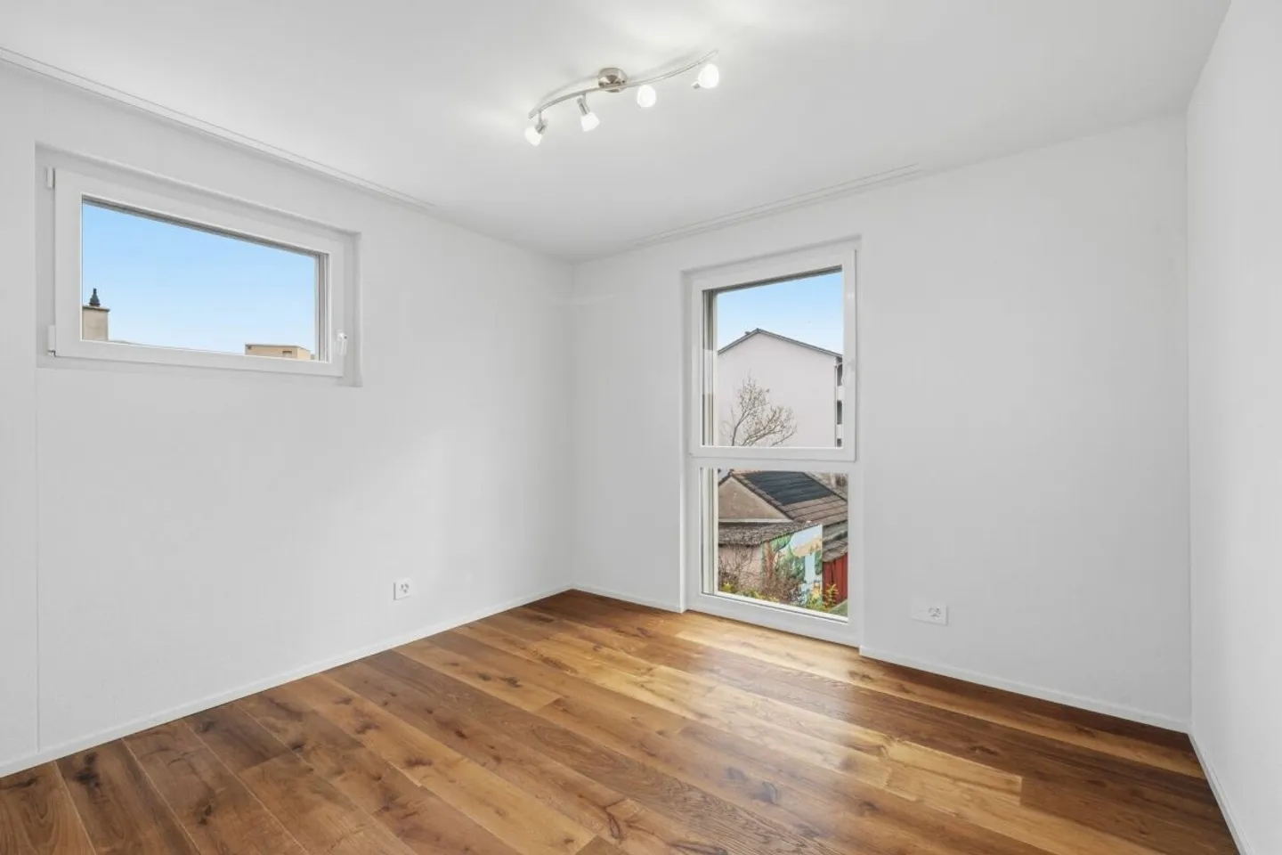 Modern 4.5 Room Maisonette Attic Apartment - Photo 5 of 11