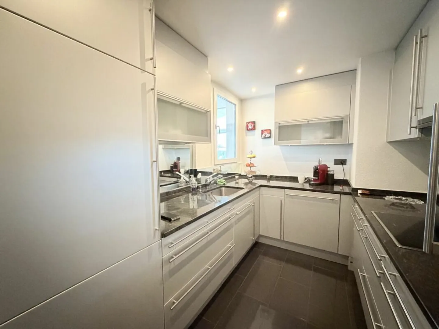 Living with Space, Light, and Quality of Life - Photo 8 of 13