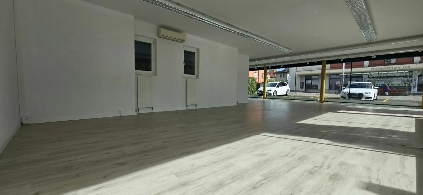 MOLTO CENTRALE SPAZIOSO E VERSATILE! - Foto 4 di 7