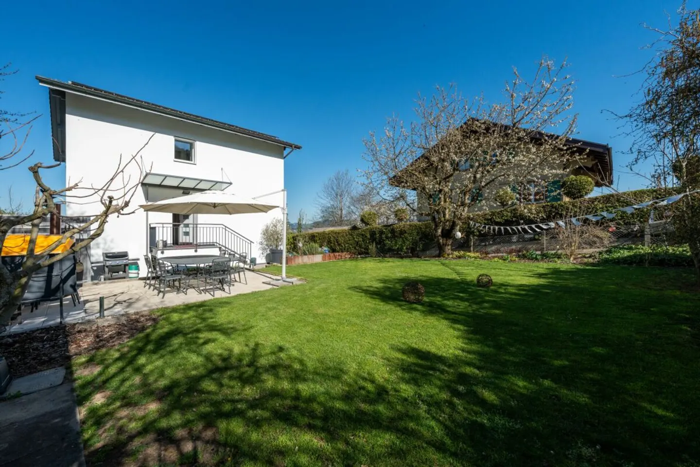 Esperienza abitativa esclusiva con vista: Meraviglia spaziale modernizzata a Belp - Foto 12 di 13