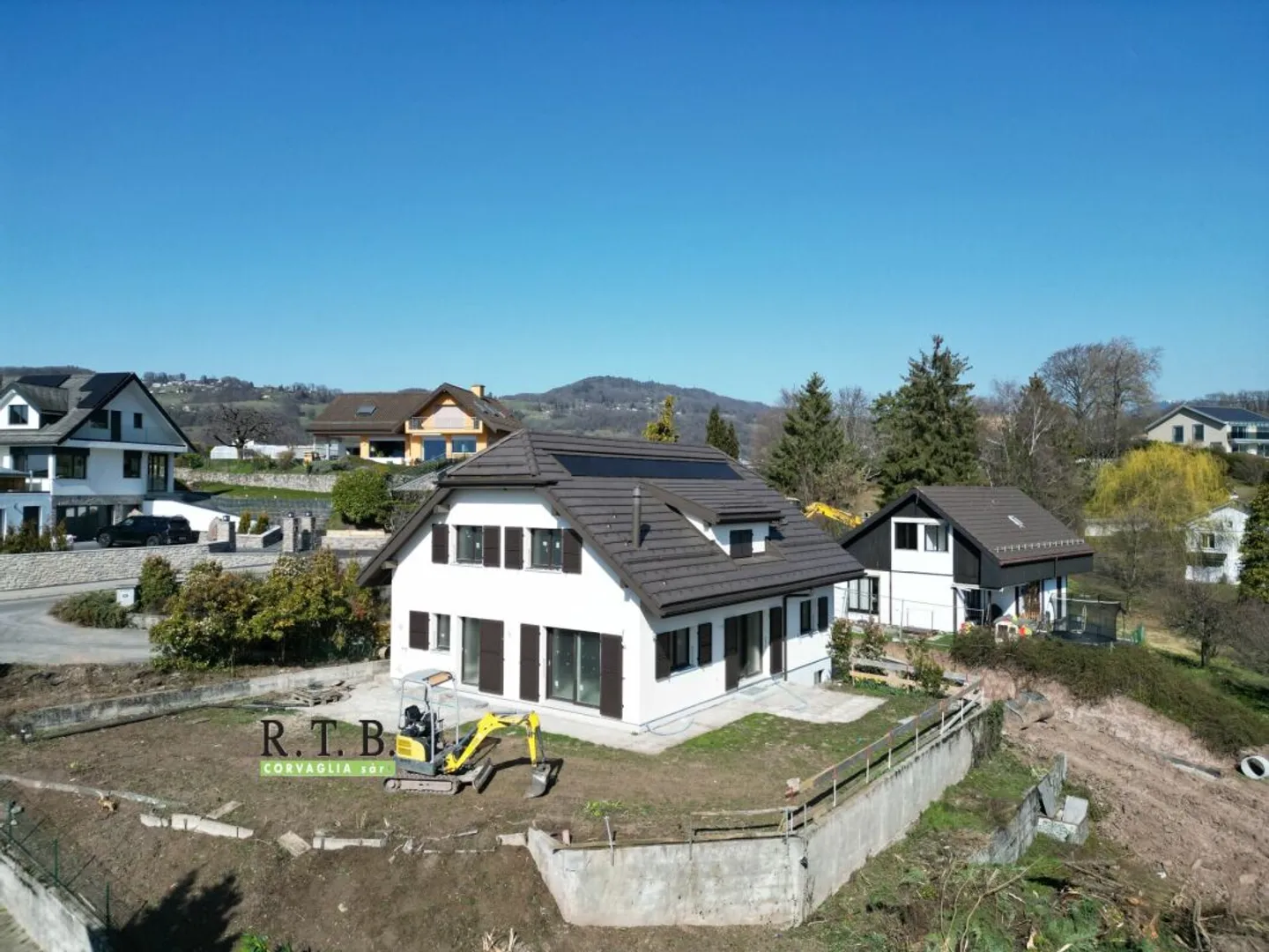RARE Villa indipendente 5.5 locali a St-Légier-La Chiésaz - Foto 1 di 13