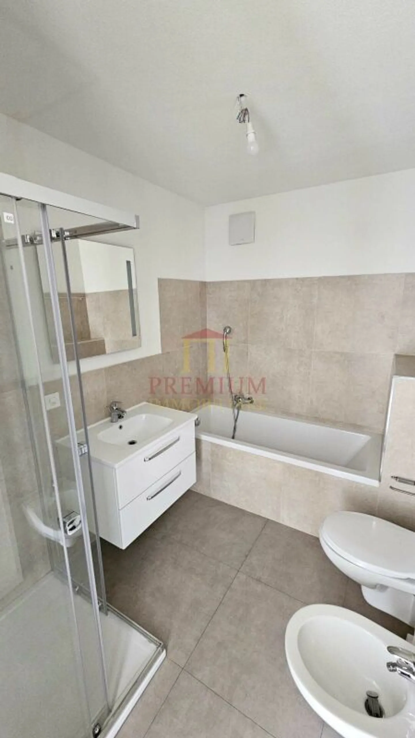 3.5-ROOM APARTMENT WITH GARDEN - Photo 3 of 7