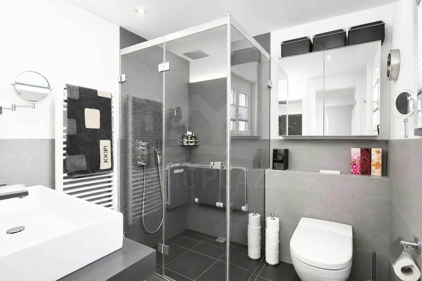 Beautiful 3½ room holiday apartment in a quiet location in Savognin - Photo 4 of 7