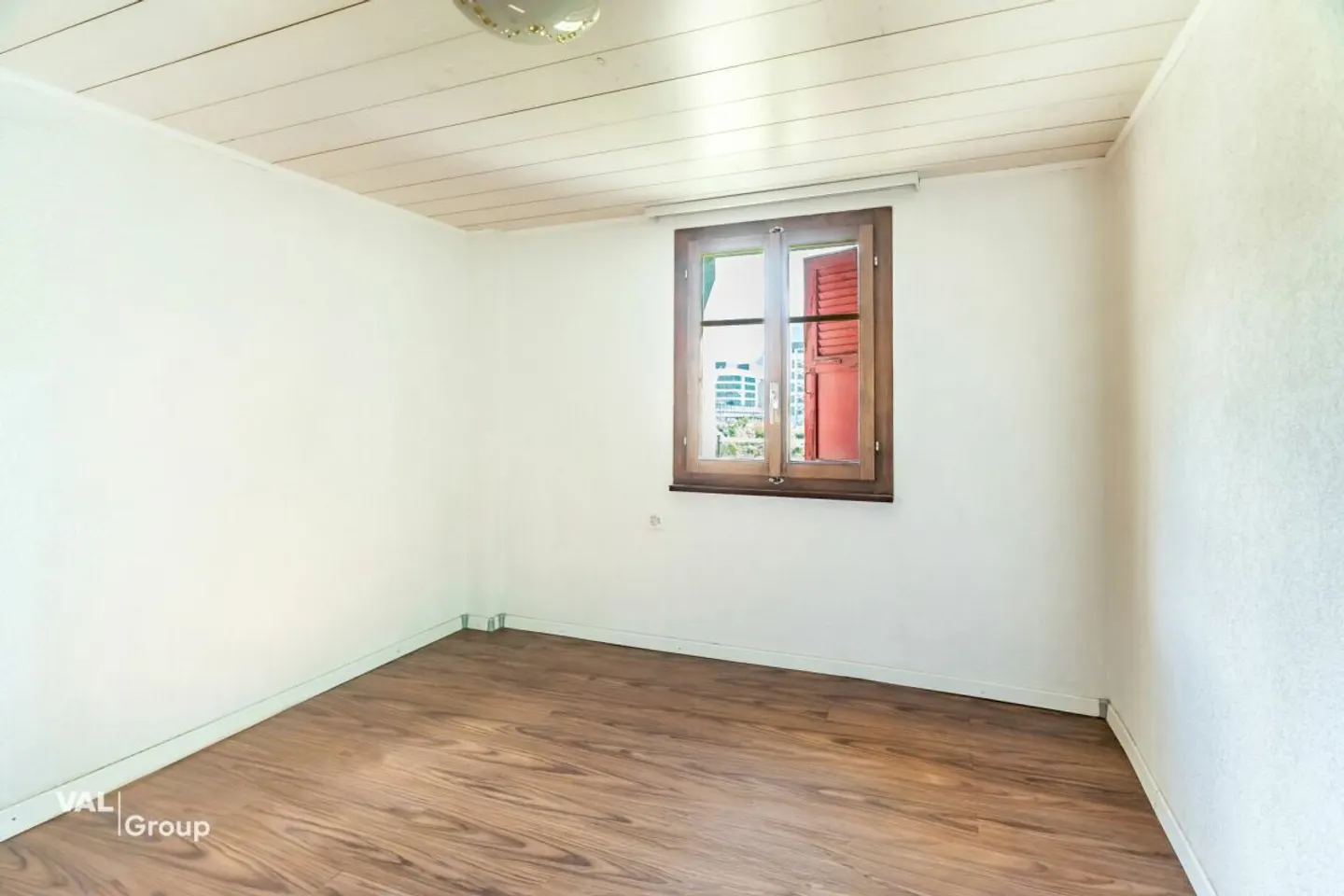 Charmantes Haus mit Entwicklungspotenzial - Foto 11 von 13